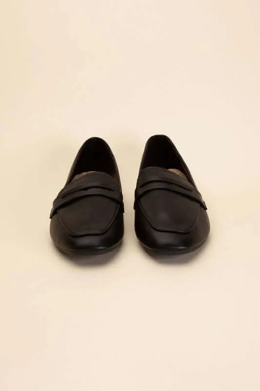 Flats Harriet Tapered Toe Flats