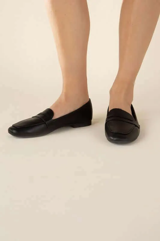 Flats Harriet Tapered Toe Flats