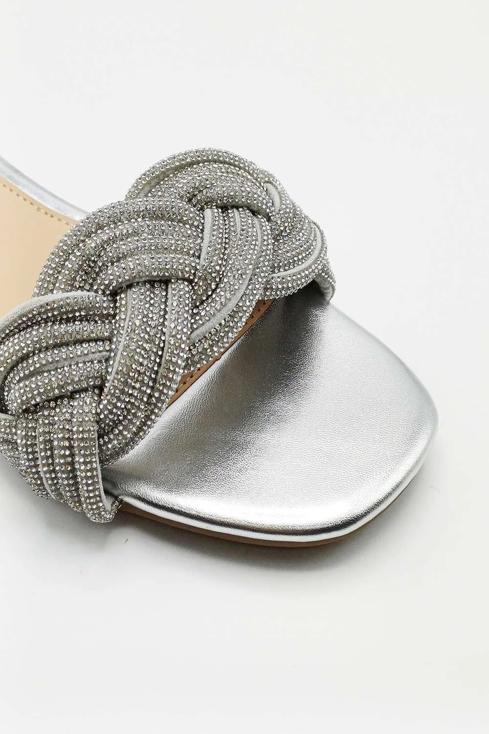 Muna Diamante Knot Band Flat Sliders in Silver