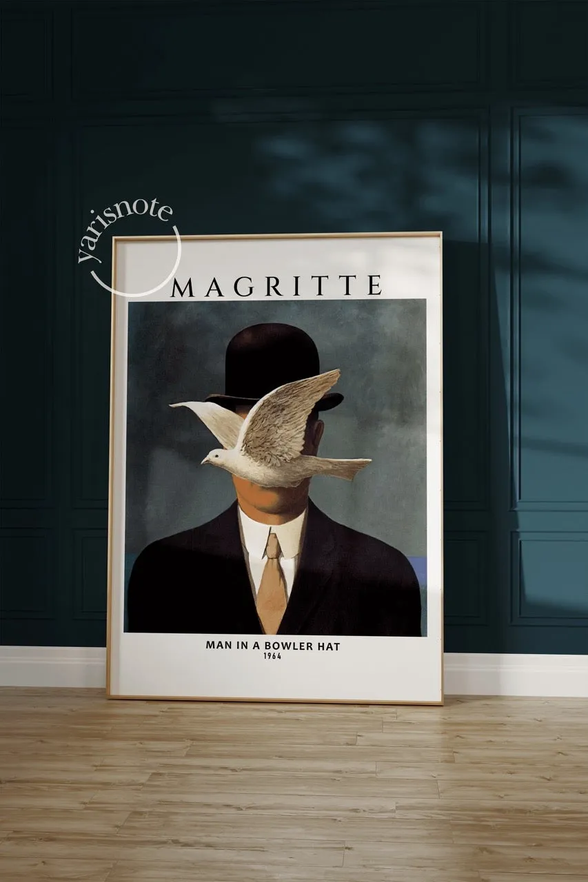 Rene Magritte Fiyonk Şapkalı Adam Çerçevesiz Poster 15x21 cm